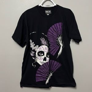 Skull and Fan Graphic T-Shirt Size Large